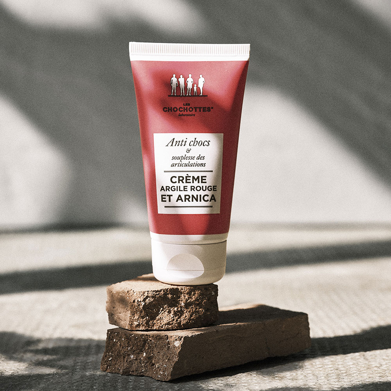 Crème de soin contre les bleus et les bosses